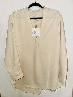 Calvin Klein Cream Long-Sleeve V-Neck Tunic Blouse